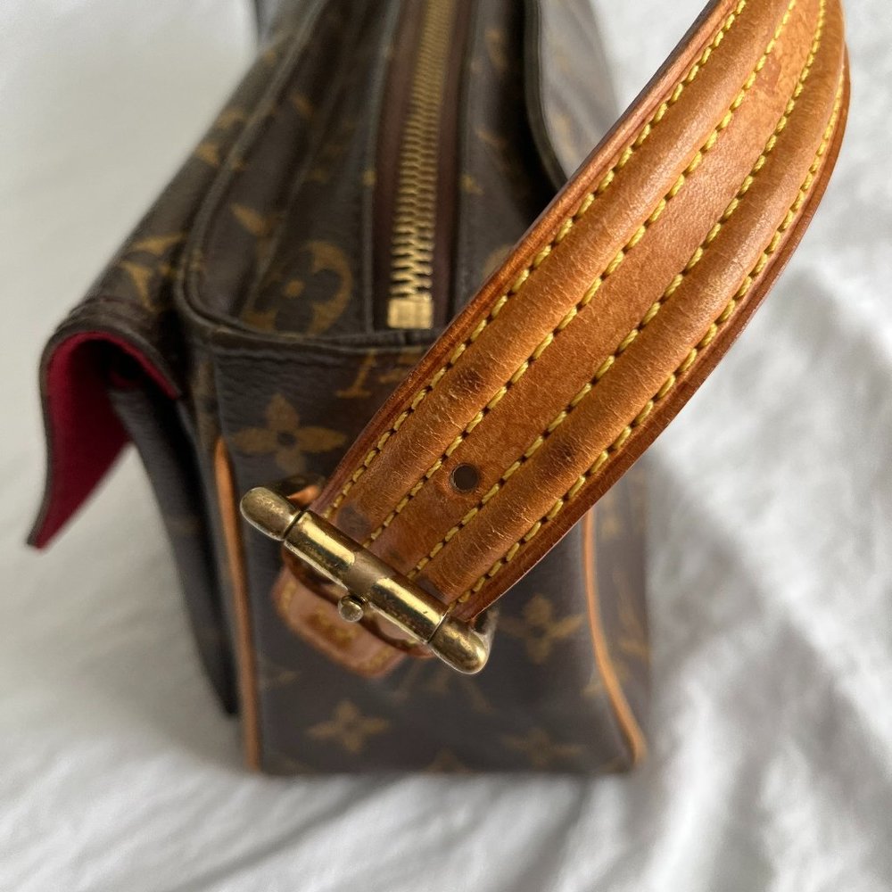 Louis Vuitton Monogram Viva Cite MM